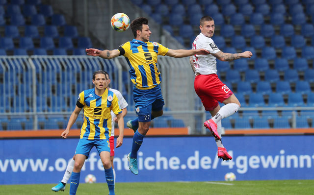 Eintracht Braunschweig hat ein Fussballspiel